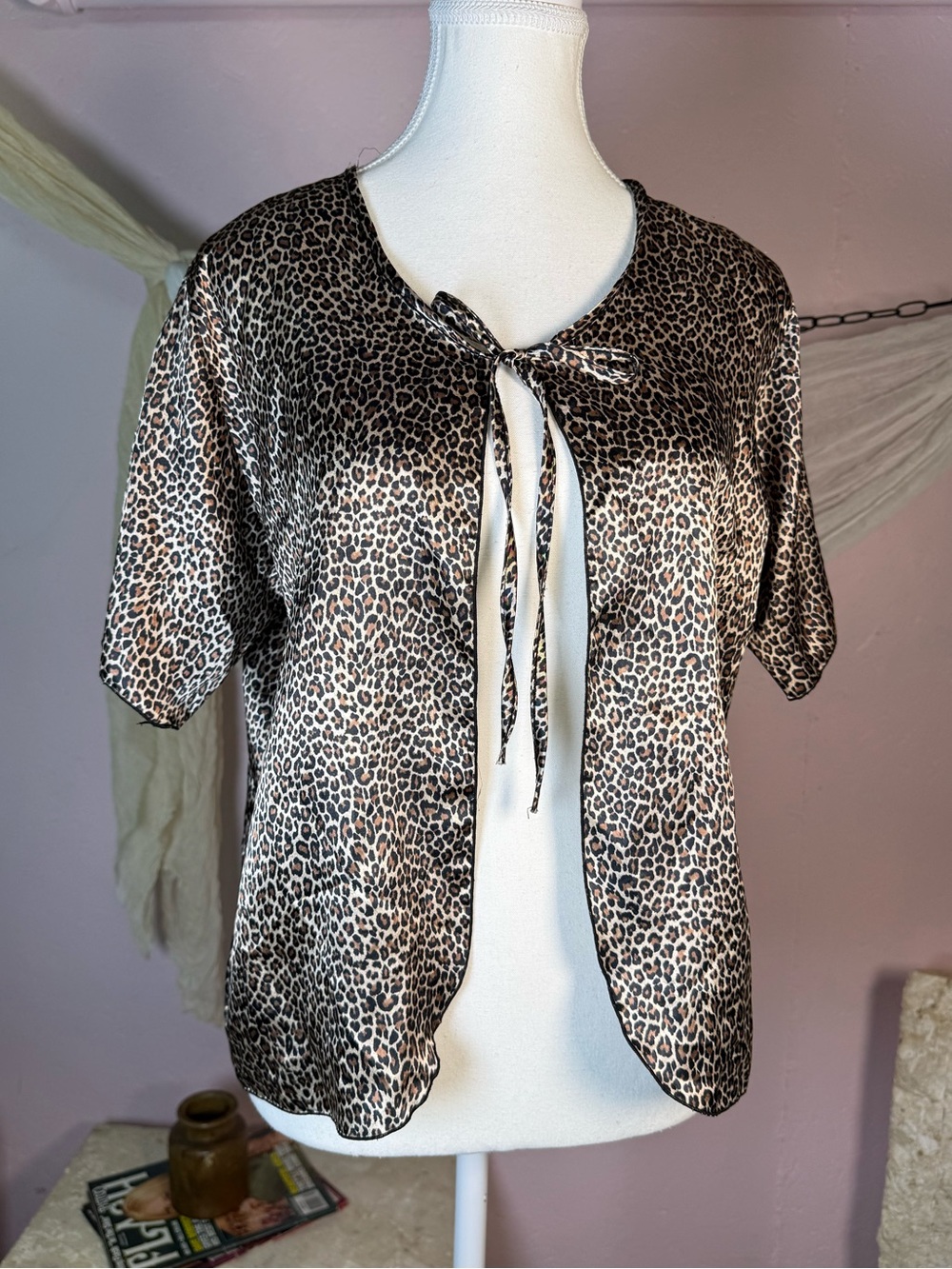 Vintage Leopard Satin Tie Front Blouse Size M